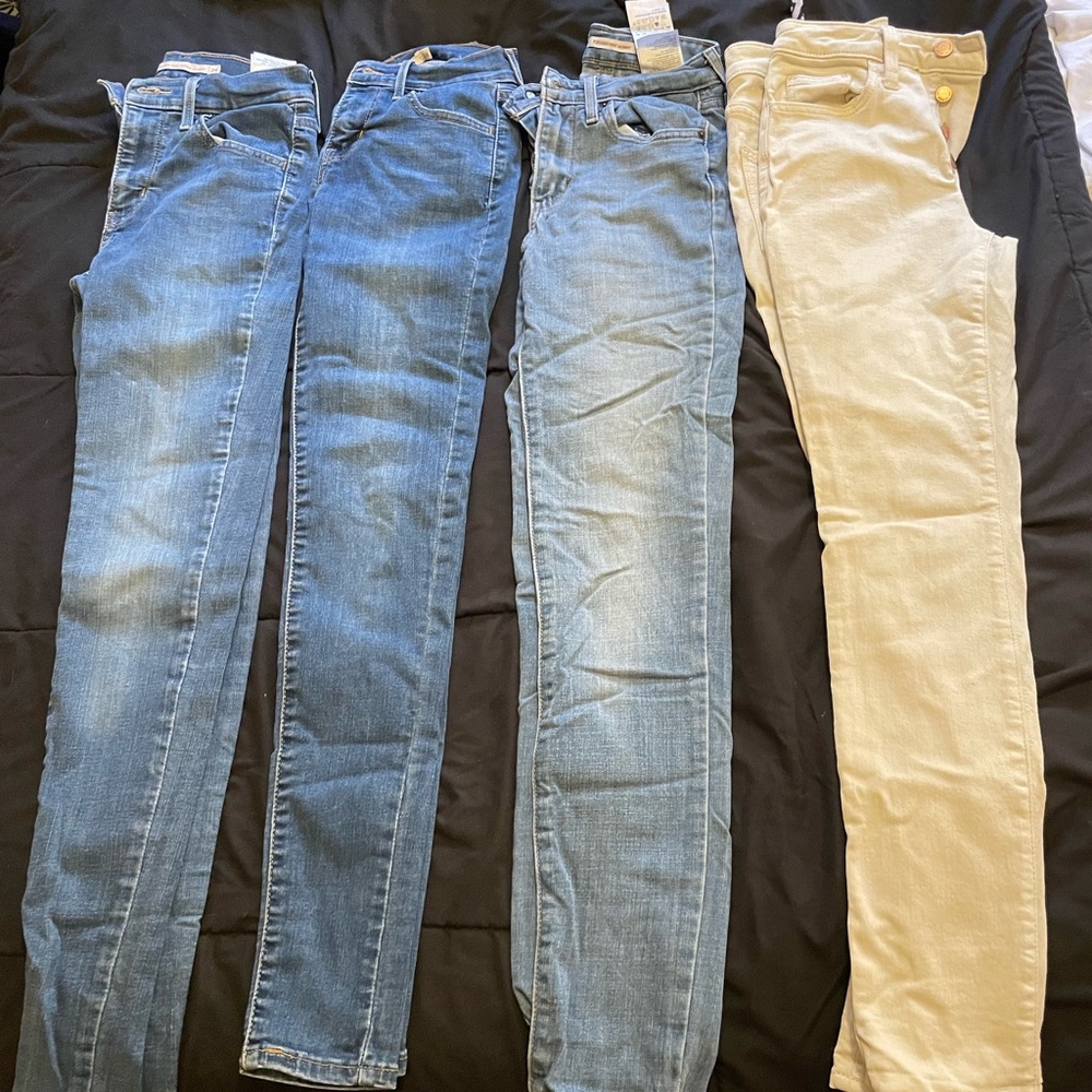 Stylish Women's Jeans Set - Blue and Cream